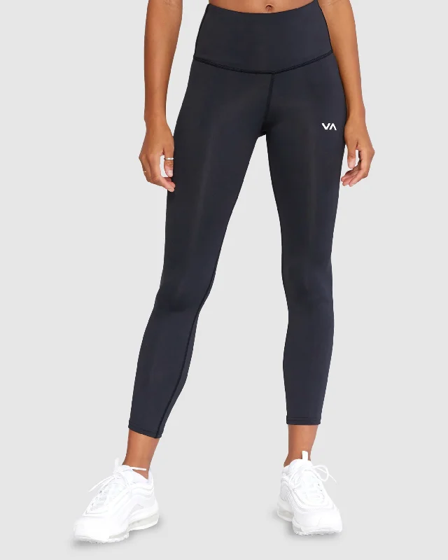 VA ESSENTIAL LEGGING