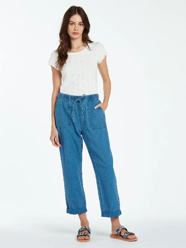 Sunday Strut Pant - Airforce Blue